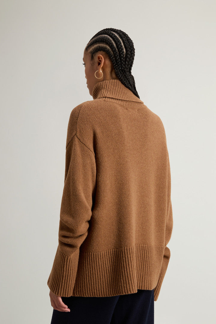 Pure Wool Turtleneck Sweater Dark Camel